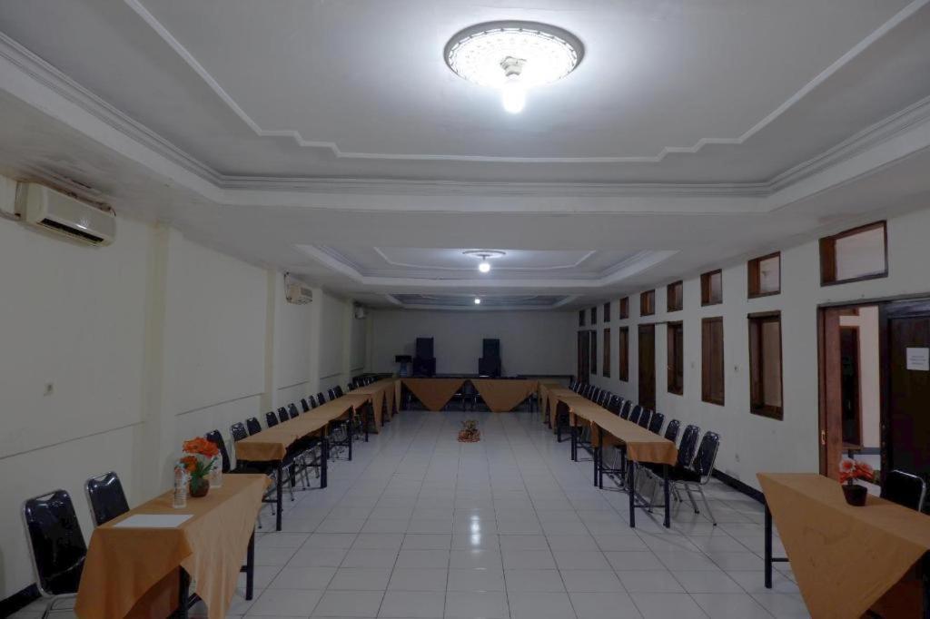Hotel Tiara Garut Ngoại thất bức ảnh